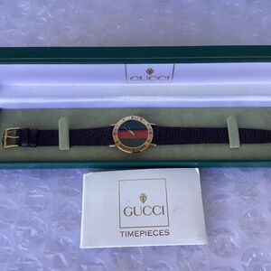Vintage Gucci 3000.2M Men’s Watch Gold Tone Near Mint Preowned Condition